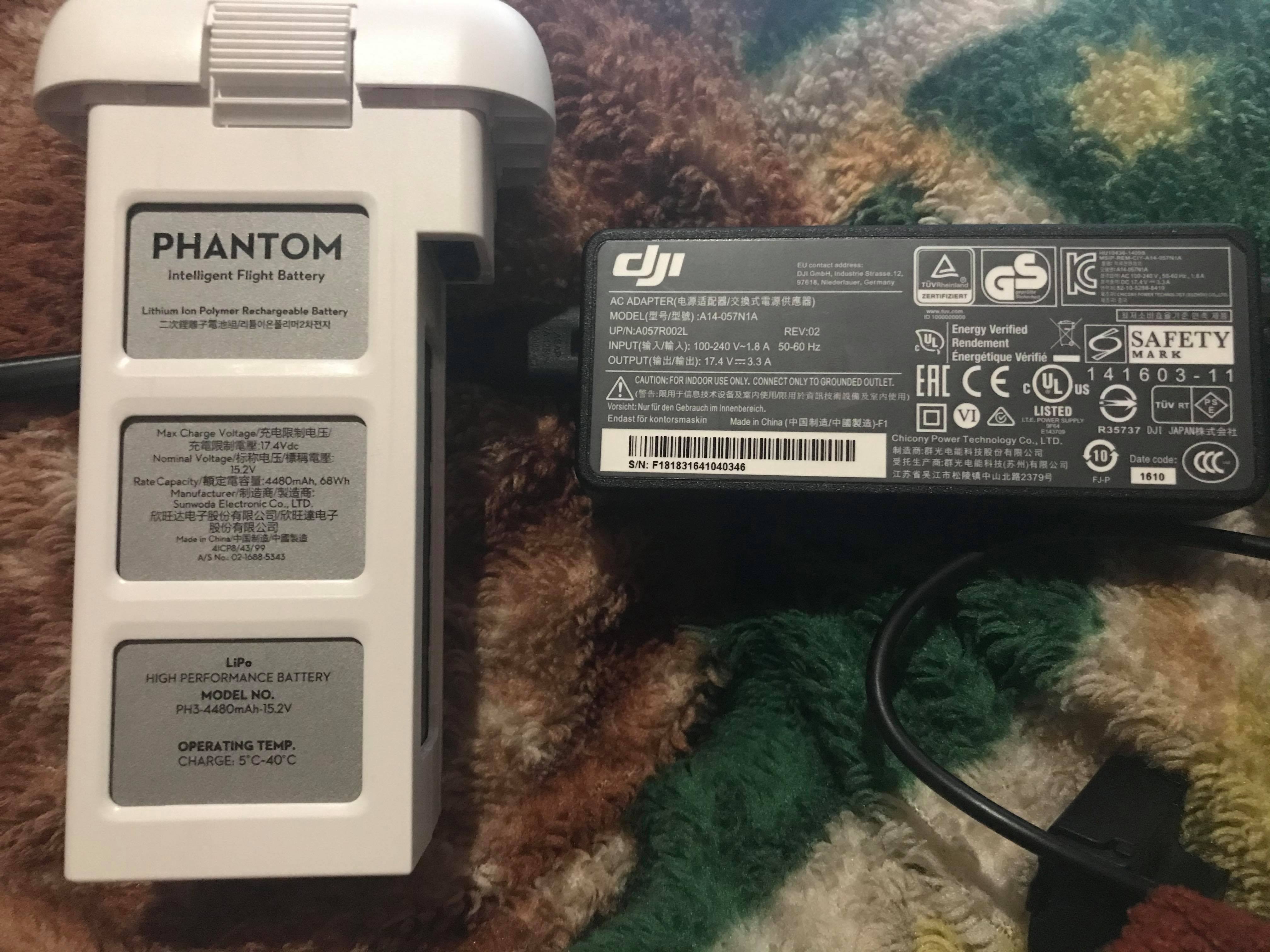 Phantom 4 store battery not charging