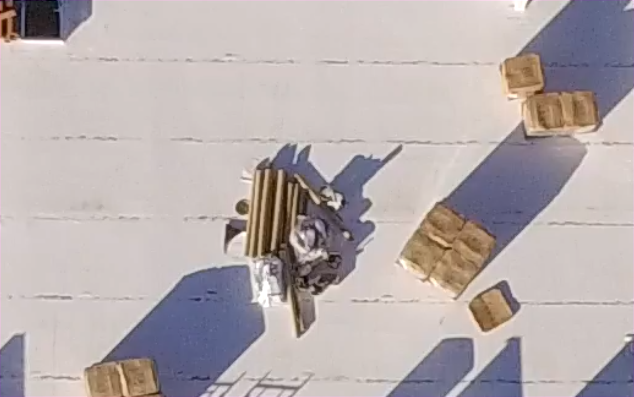 1638472216195.png