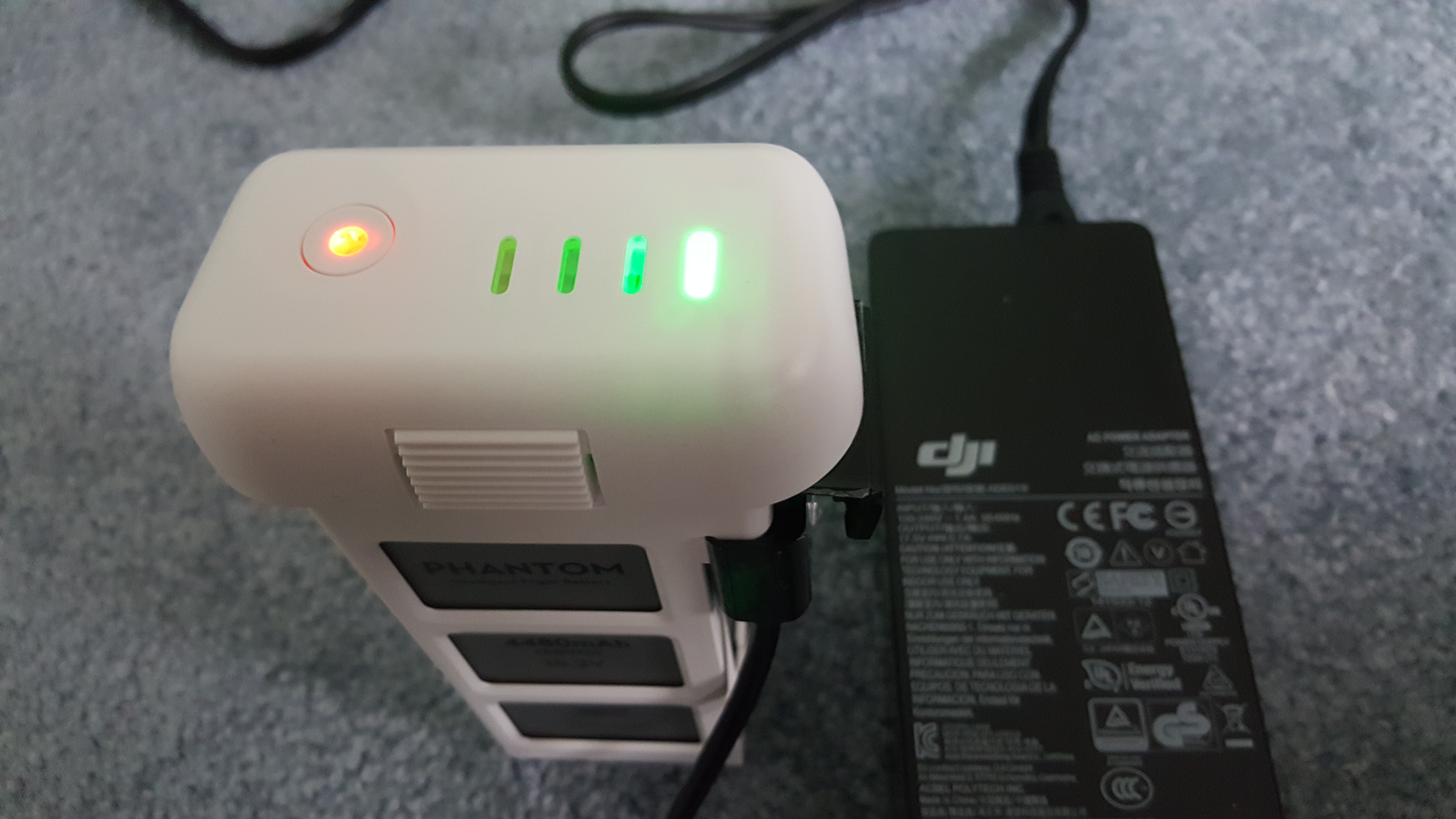 Dji phantom 3 store battery no lights