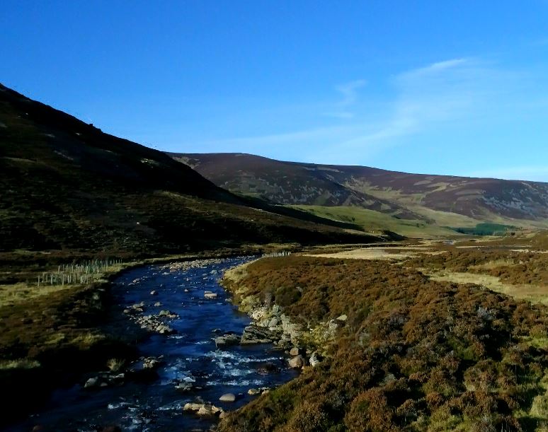 a93 north of glenshee 2.JPG