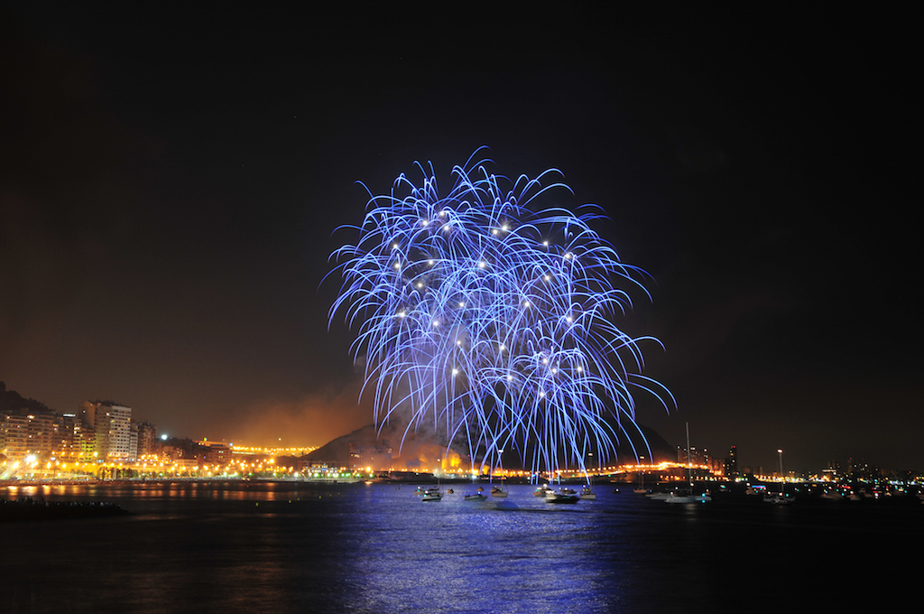 Alicante fireworks blue.JPG