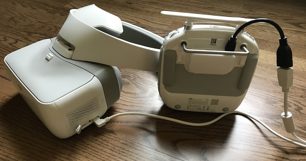 DJI-Goggles-HDMI-Cable-Connected.jpg