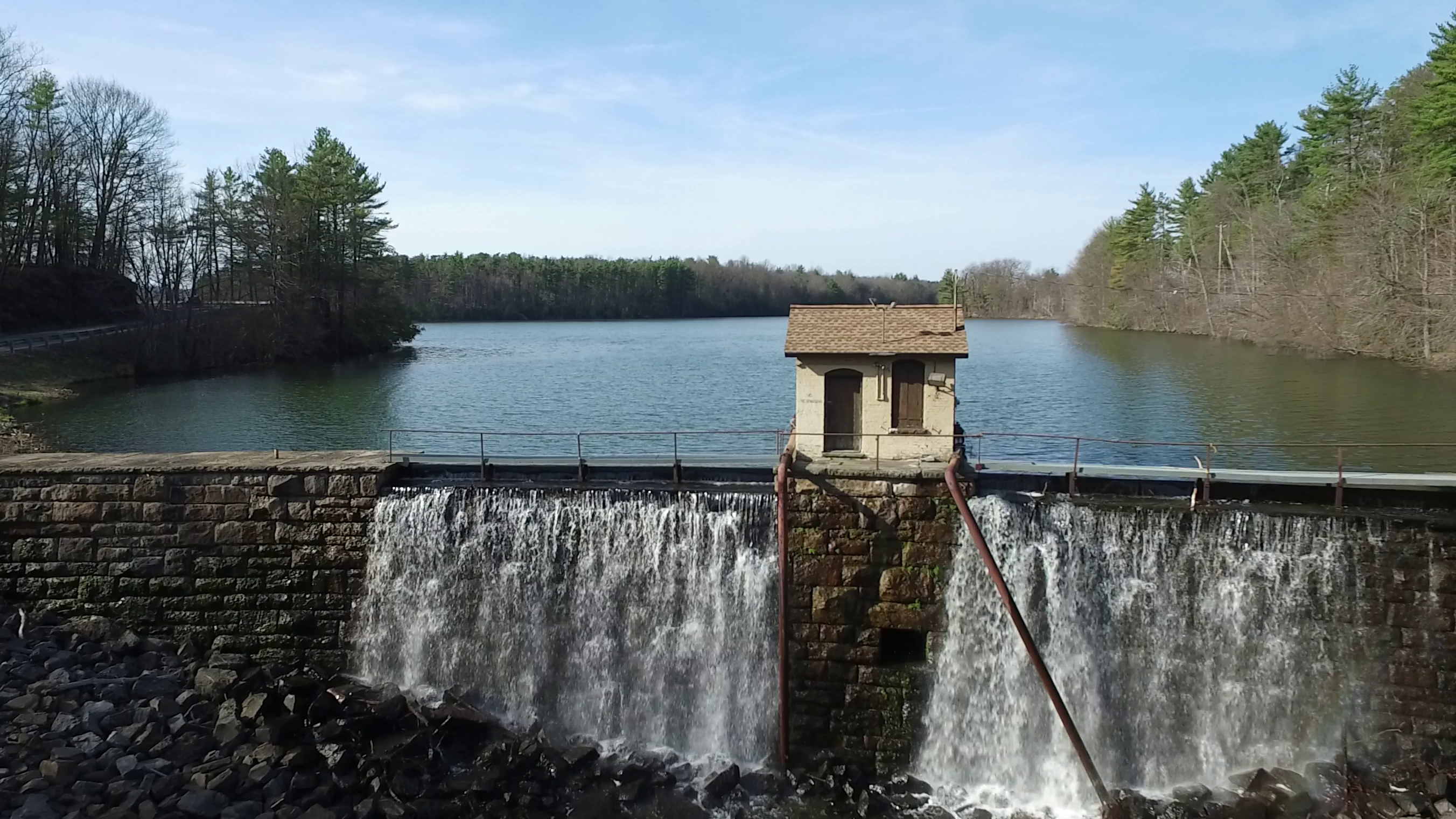 Huntsville Dam Waterfall.png