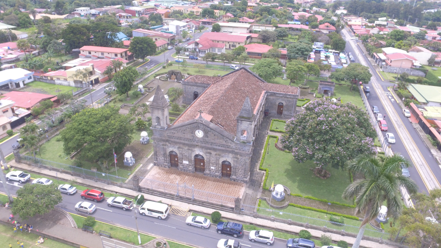 Iglesia San Joaquin de Flores, Heredia, Costa Rica | DJI Phantom Drone Forum