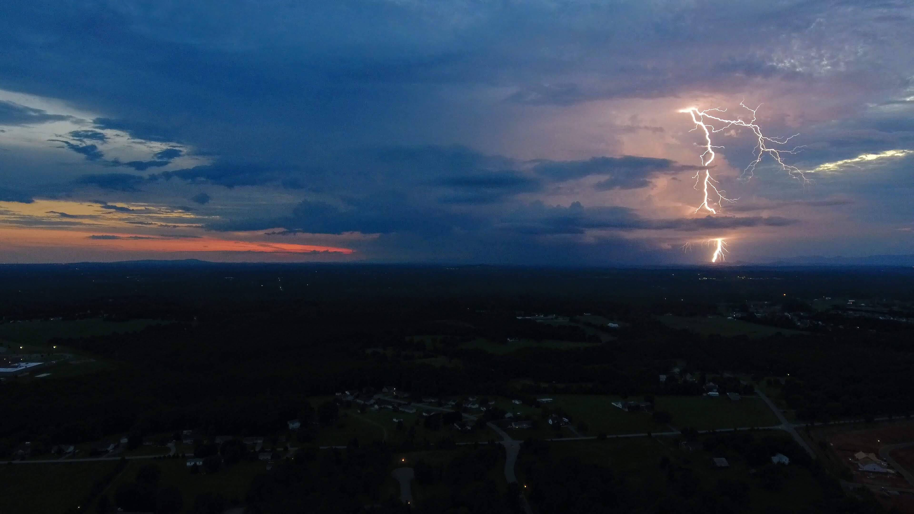 july lightning 1.jpg