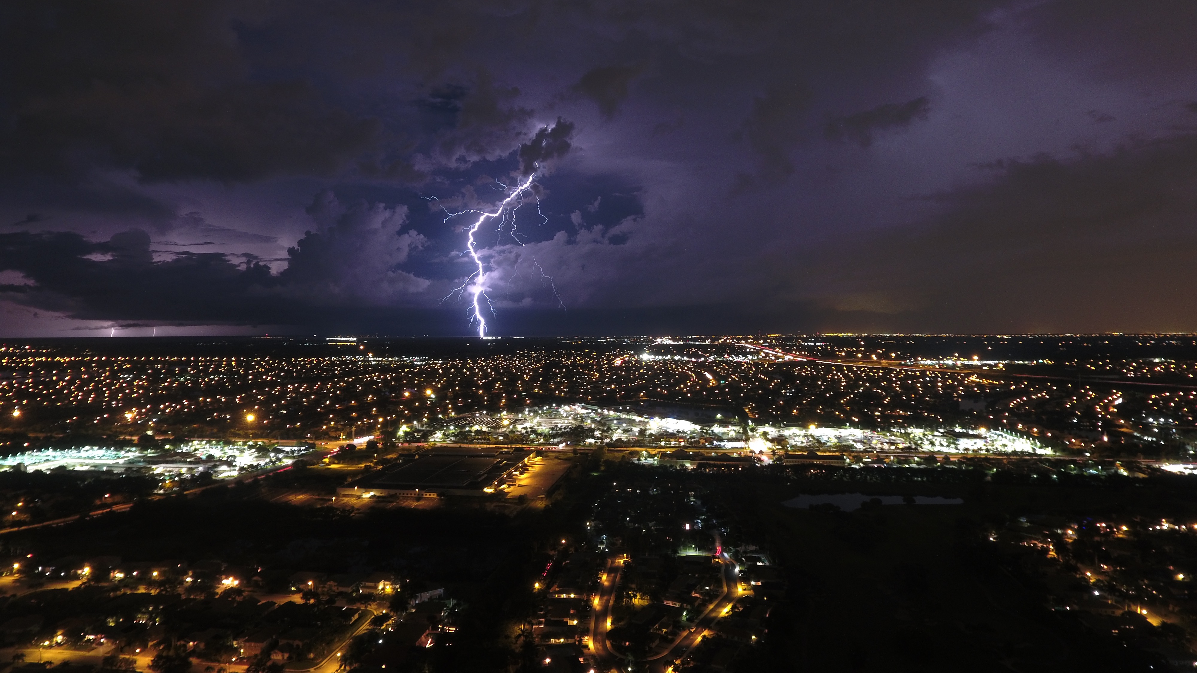 Lighting Shot - Pembroke pines Florida